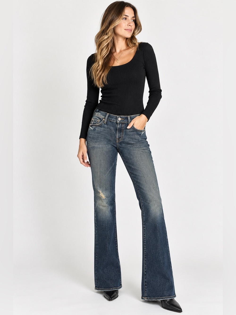 7 For All Mankind Jeans Size 30 Dark Wash Low Rise Flare Bootcut Distressed Deni